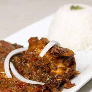 Chicken stew and white rice