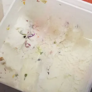 Edible flower icecream