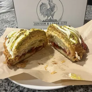 Pistachio Croissant