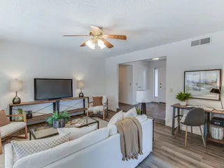 The Avenue Home Staging