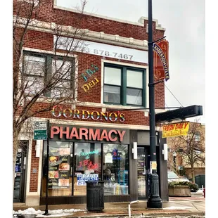 JB&apos;s Deli...and Pharmacy!?Andersonville. Hmmm.. Strange! Food(Chicken Noodles &amp; Wrap TheCannon)Great! Service VeryBad.(Unfriendly/Rude) !