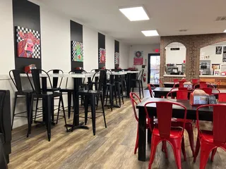 Farmhouse Parlor & Grill