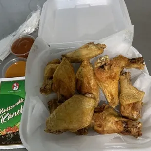 a tray of fried chicken