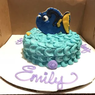 Dory smash cake