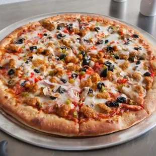 The supreme is loaded with meats and vegetables. It's absolutely delicious.