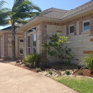 Combination of rock and mulch