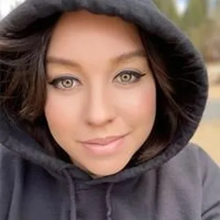 Carina P.