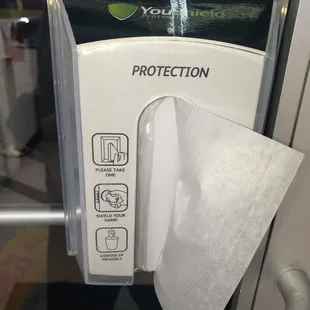 I hate touching the door handle bare handed, so this was definitely appreciated