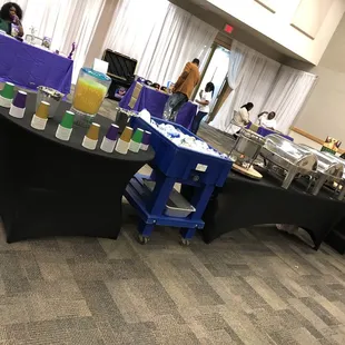 Food and drinks area