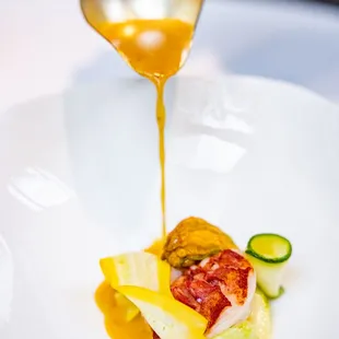 MAINE LOBSTER: Patty Pan Squash | Garlic-Aleppo Pepper Broth
