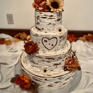 a three tiered wedding cake
