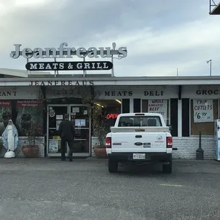 Nobody wants anything till I plop a muffuletta on the counter and they eat like rabid wolves .......