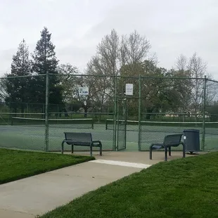 2 Tennis Courts