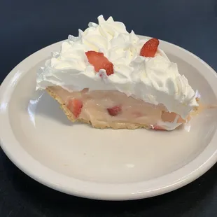 Strawberry Cream Pie ..