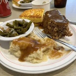 Meat loaf dinner on Monday&apos;s