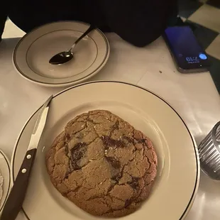 Big chocolate chip cookie