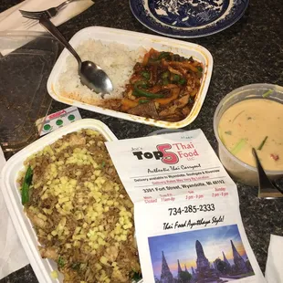 F-1 pineapple fried rice with chicken and  Tom aka soup  and J4 Pad aka Prao