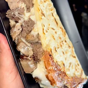 Lengua Quesadilla