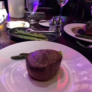 Barrel-Cut Filet Mignon