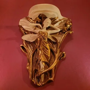 I love this decor, I hope when they renovate they keep some of it the same