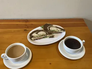 Paramount Cafe