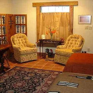 Jefferson Street Bed n Breakfast Inn  Mexican twin suite #4