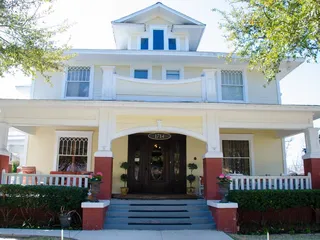 Rosen House Inn