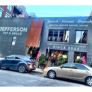 Jefferson Top &amp; Grill @ 325 N Jefferson St, Chicago, IL . Bar Patio Lunch Brunch Dinner etc.  Cool.