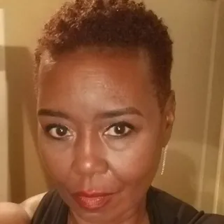 Chenita L.