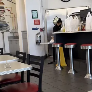 Watched for 20 minutes while they filled bags and not one table was served. Some people waiting when I walked in over 30 minutes ignored