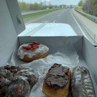 Found this yummy donut place while working. And had to try it. Lol lol I'm just a road dog trucking