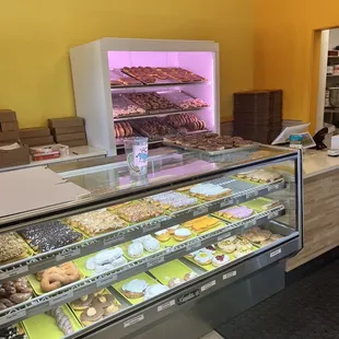 Current donuts they had fresh