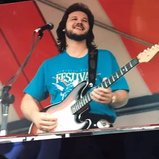 This is my favorite day ever because I love  Travis Trent..