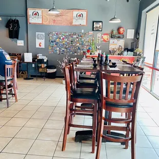 ramen and noodles, interior