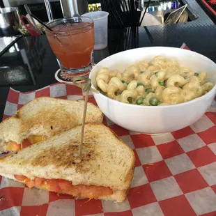 Grilled cheese, mac n cheese, and a pineapple upside down cake mixed drink.