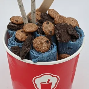 Cookie Monster - blue vanilla with Oreo mixin, topped with more Oreo crumble and Cookie Crisp