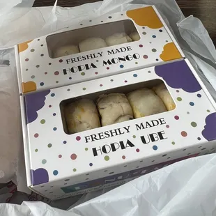 Fresh Hopia sold here!