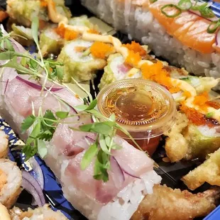 Order online: www.jellyfishsushi.com
