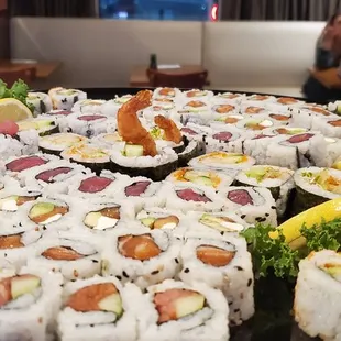 Sushi Tray C ( total 99pcs of classic rolls)