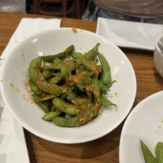 Spicy Garlic Edamame