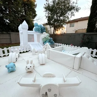 soft play with mini bounce house