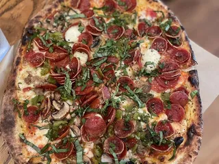 Hawt pizza