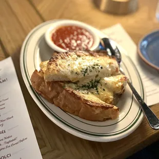 Emmy&apos;s Cheese Toast