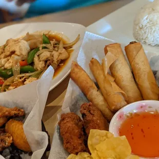 Bell pepper chicken and appetizer sampler