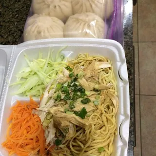 Turmeric Noodle with Pork and Chili Garlic Sauce