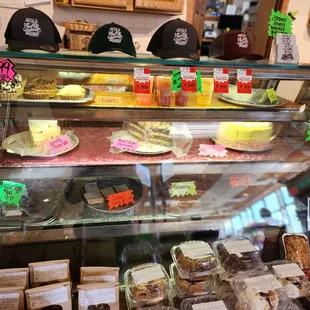 Cake display