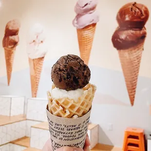 Texas sheet cake &amp; honey vanilla bean!