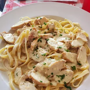 Chicken Fettuccine Alfredo
