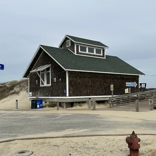 Jeannette&apos;s Pier