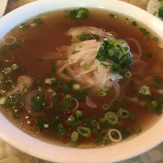 P4. Rare Steak Pho
